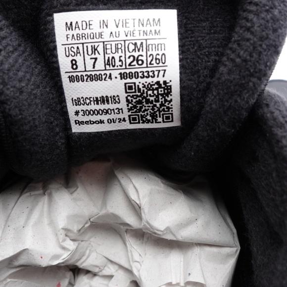 SLD NEW Reebok Classic Nylon Suede Sneakers 100033377/IE4537 - Picture 2 of 7